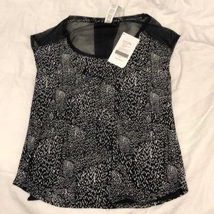Fabletics workout top. Vanessa top